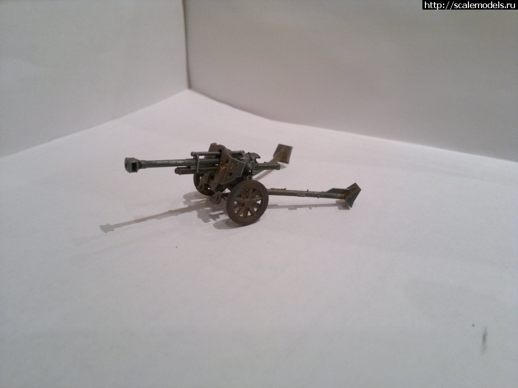 1386521099_2013-12-08-2457.jpg :  1/72 German 105-mm HOWITZER LeFH  