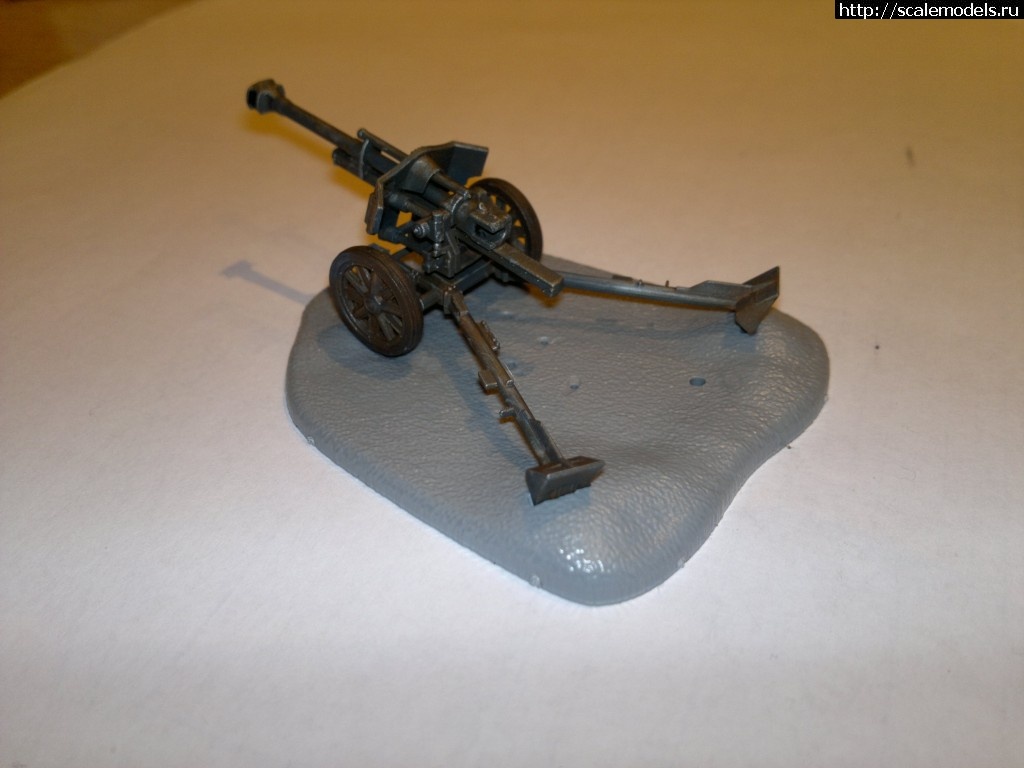 1386521514_2013-12-08-2467.jpg :  1/72 German 105-mm HOWITZER LeFH  