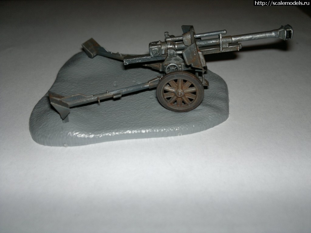 1386521687_2013-12-08-2469.jpg :  1/72 German 105-mm HOWITZER LeFH  
