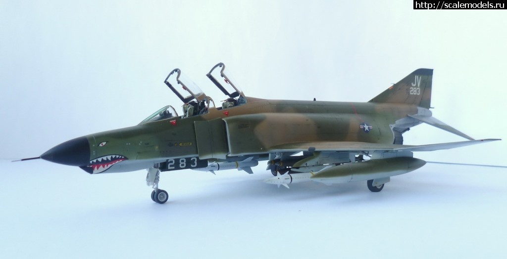 1387014063_P1050978_resize.jpg : #952230/ 1/72 Hasegawa F-4E Phantom !  