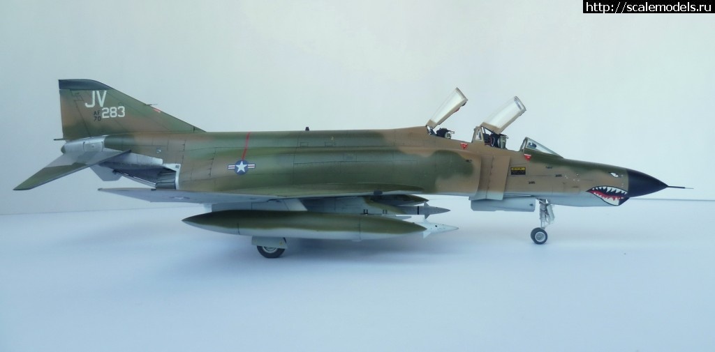 1387014063_P1050981_resize.jpg : #952230/ 1/72 Hasegawa F-4E Phantom !  