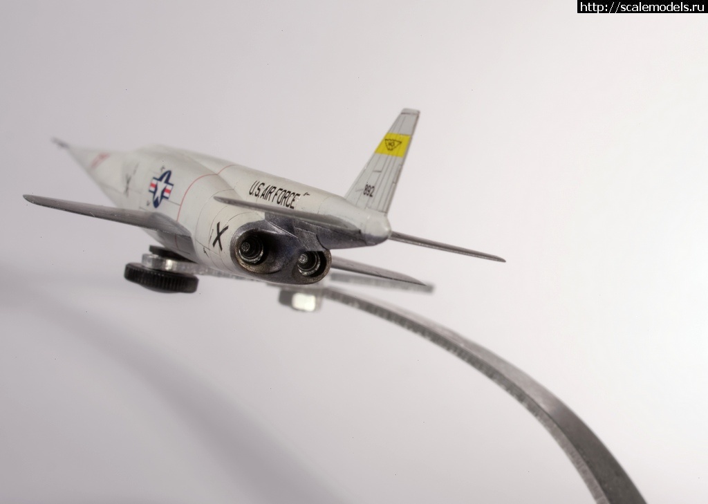 1388514906_P1070951_DxO4.jpg : #959527/ 1/144 Dragon Douglas X-3 Stiletto  () -   