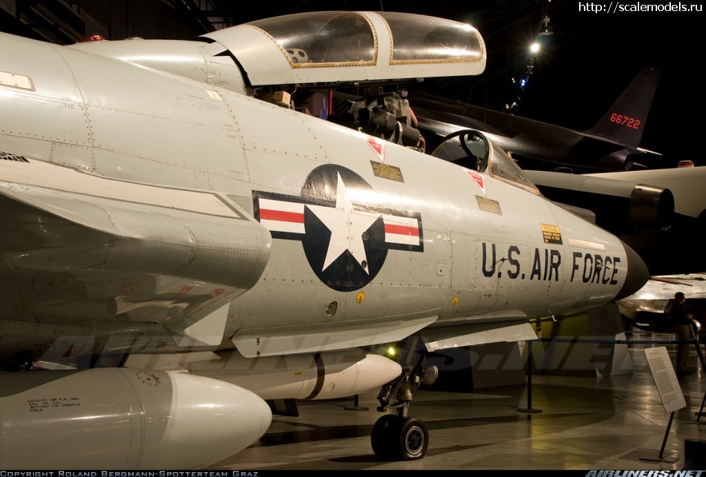 1389524588_1848823.jpg : #964780/ McDonnell F-101 Voodoo 1-72 revell   