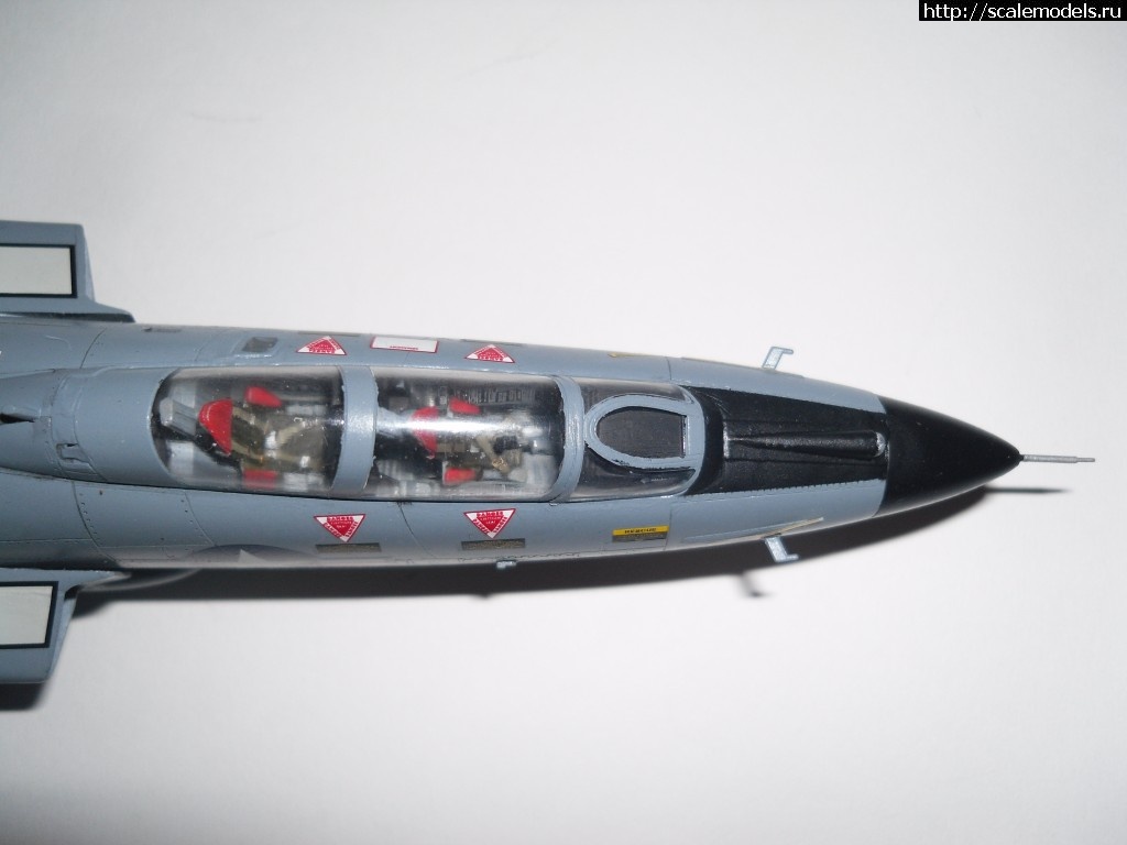 1389527035_SAM_0474.jpg : #964797/ McDonnell F-101 Voodoo 1-72 revell   