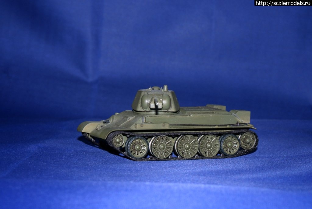 1459694432_DSC03161.jpg : #1246814/ T-34/76 model 1943 1/72  Trumpeter -   
