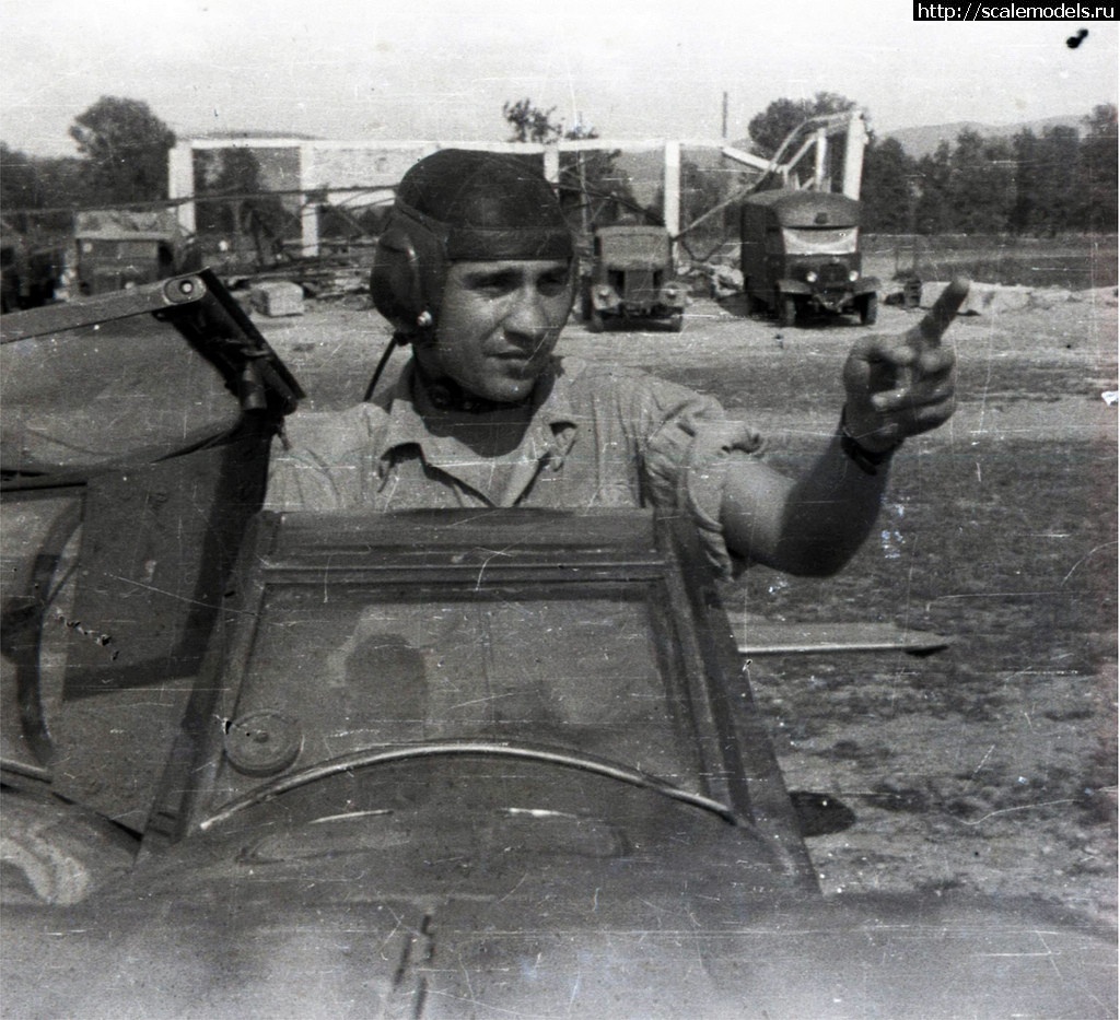 1498679466_G-6-W-Nr--16------Lt--av--Ion-Galea-Grupul-9-vanatoare-Miskolc-Summer-1945.jpg : #1392204/    1/48 ...(#11770) -   