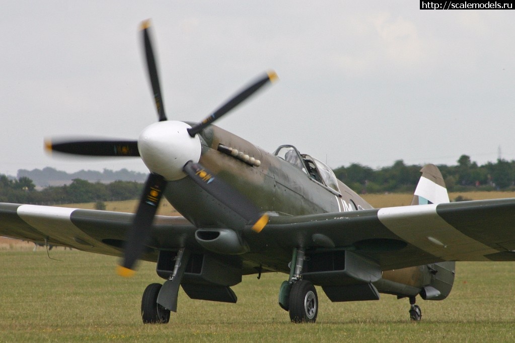 1502786329_4.jpg : #1406223/ Airfix 1/72 Spitfire PR.XIX - ...(#11318) -   