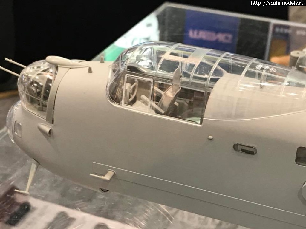 1526198599_4.jpg : #1479055/ ����� Hong Kong Models 1/32 Avro Lan...(#12327) - ���������� ������� ����