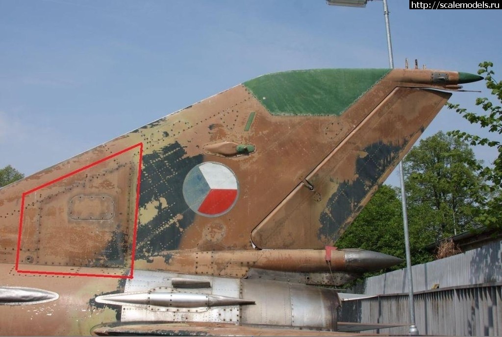 1527008691_3-bbMiG-21MF-zelen-sop-lev-zadek.jpg : #1481424/ Eduard M -21 1/72 Library Editio...(#12683) -   