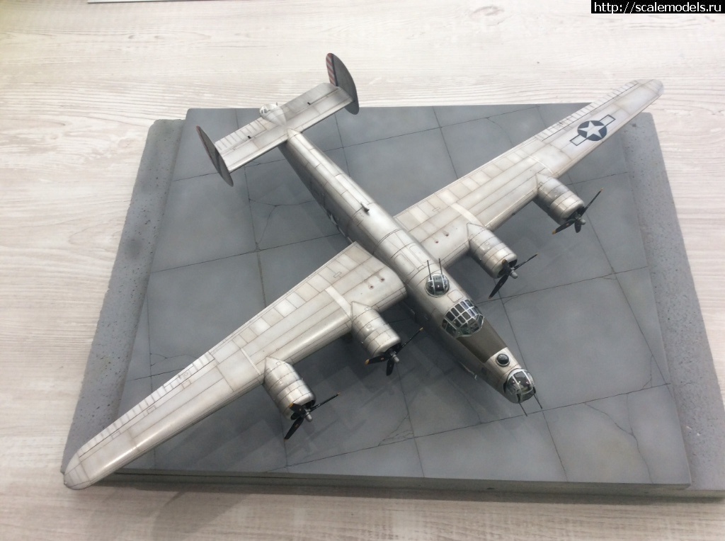 1541681952_FEF9FF30-53A5-4630-A6CF-6EB37EA17274.jpeg : #1514830/ B-17G Revell "A BIT O LACE" 1:72 -   