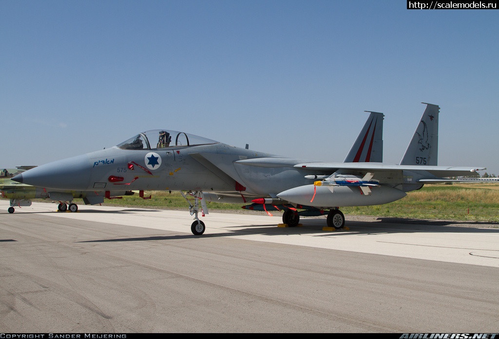 1558259905_F-15C-Baz-IAF-575.jpg : Hasegawa 1/48 F-15c/ Hasegawa 1/48 F-15c(#13160) -   