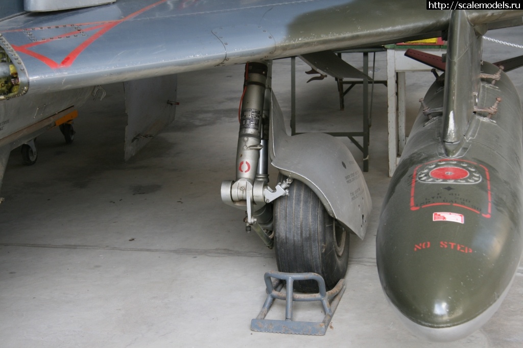 1583842193_IMG_2189.JPG : #1605992/ Walkaround FIAT G.91/R4 r/n 5407, Si...(#14615) -   