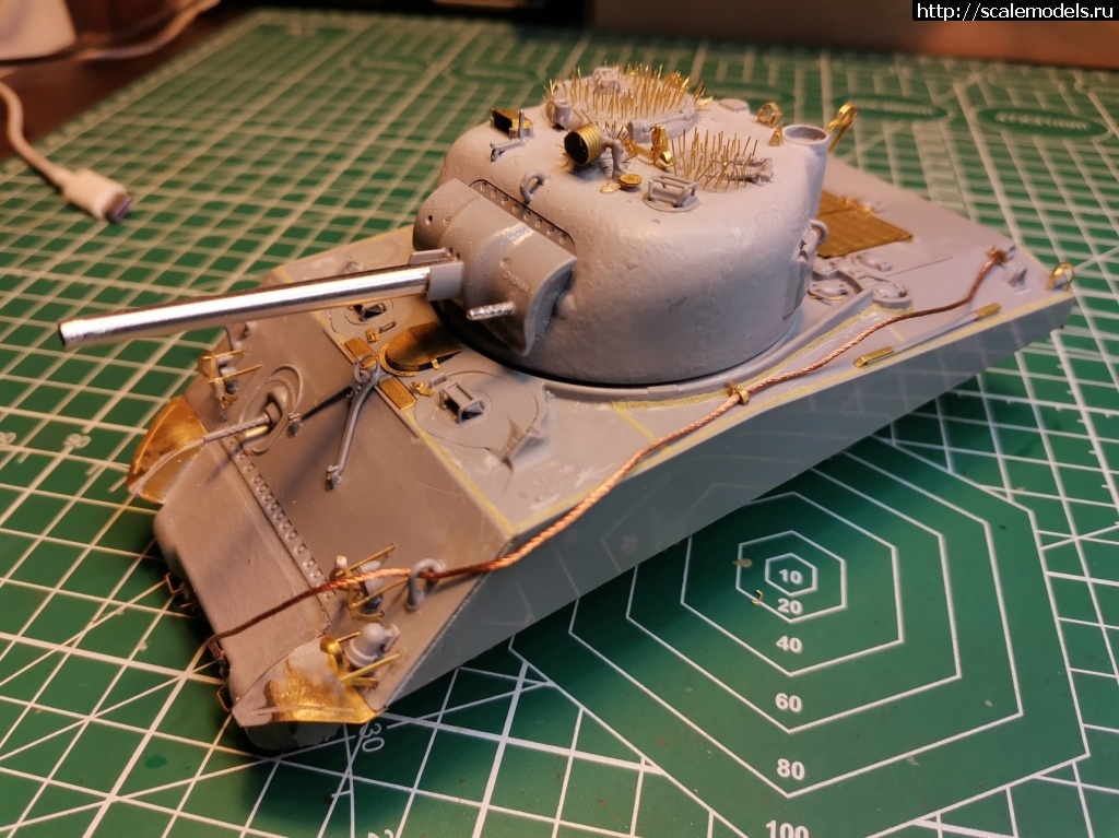 1604070144_IMG_20201030_180130.jpg : M4A2 Sherman,  1:35 -       