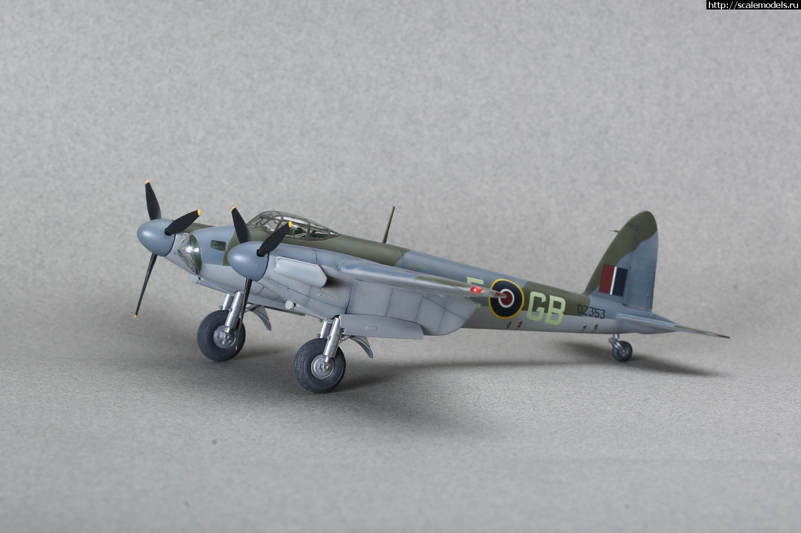 1641569076_235B9820.JPG : #1720689/ Mosquito B Mk.IV Hasegawa 1/72   