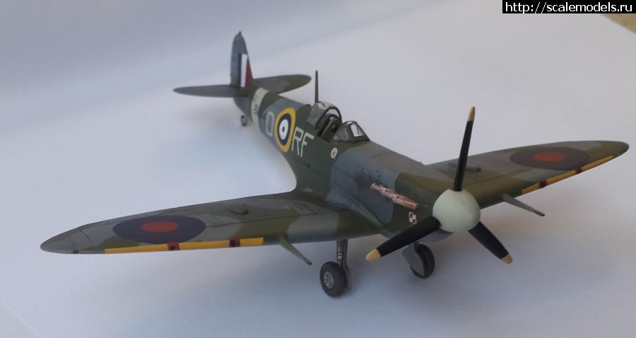 1641735202_09.jpg : #1721075/ Supermarine Spitfire MkV, Revell, 1:72   