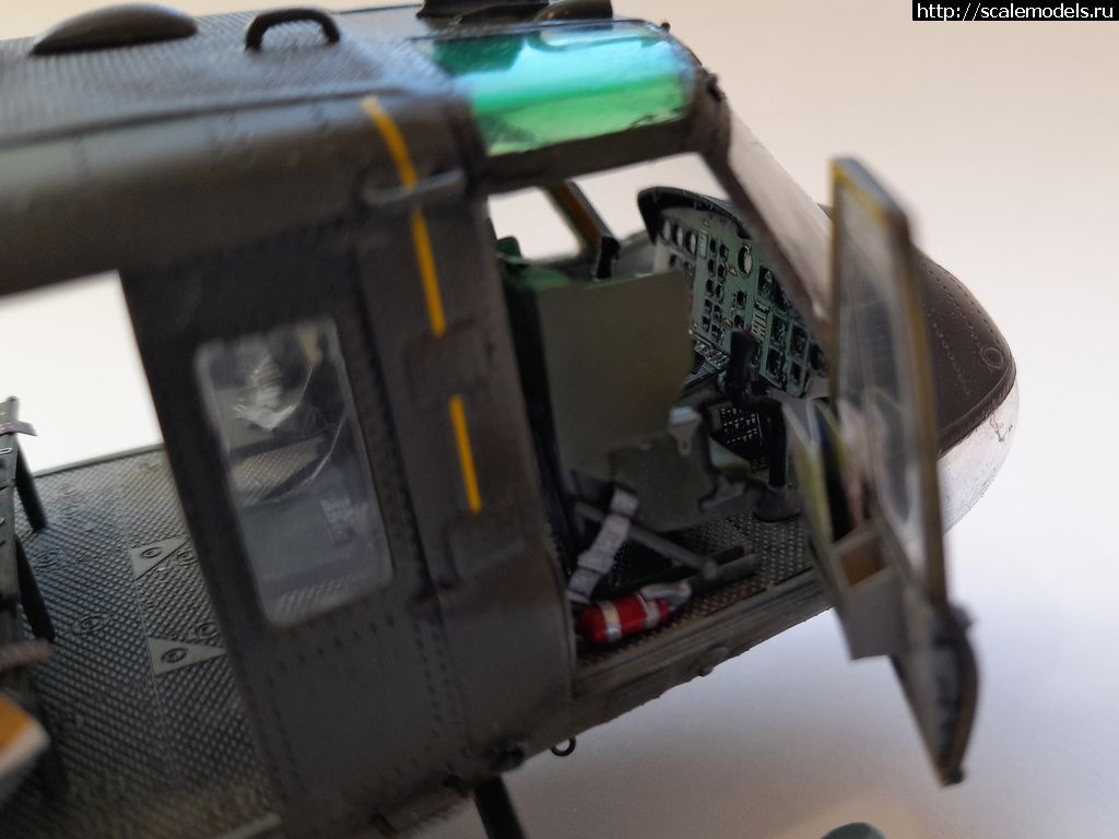 1644942277_20220215_090213.jpg : #1727668/ UH-1D "Huey" Kitty Hawk 1\48 -   