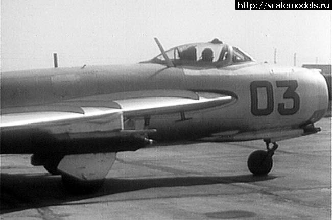 1671219412_3-MiG-17AS-s-reaktivnoj-sistemoj-AS-21-.jpg : #1765359/ 1:72 MiG-17AS  AZmodel  
