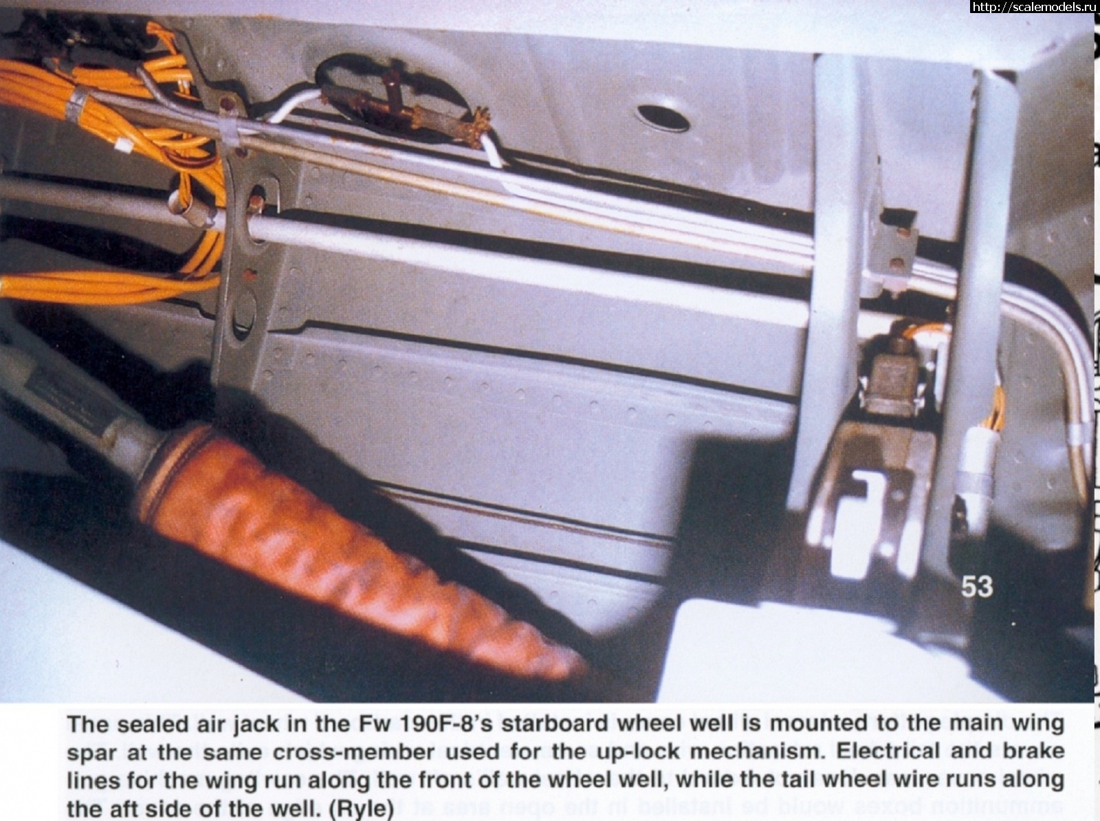 1675528897_wa-144.jpg : #1772436/ Fw-190A-4/Trop 1/48 Eduard    