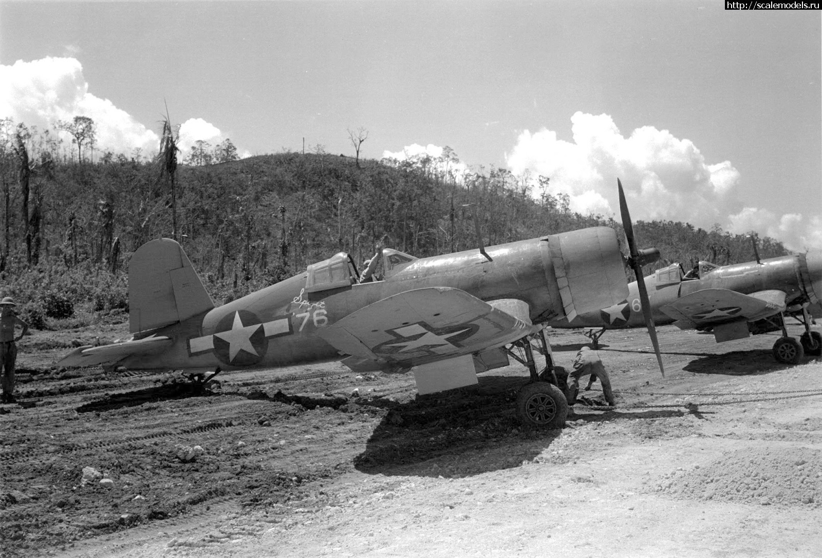 1681634074_001a.jpg : #1783118/ F4U Corsair-     .  