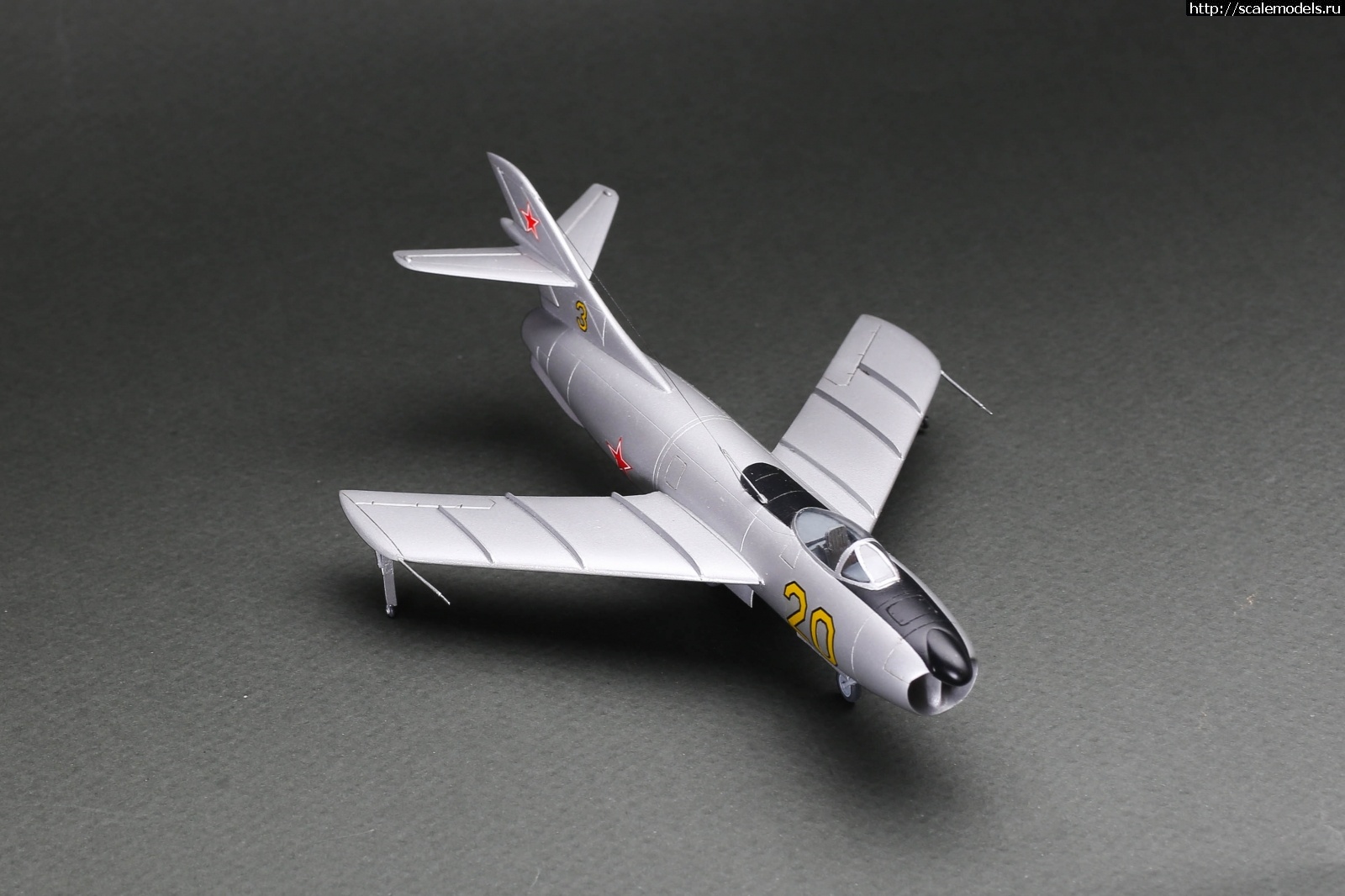 1702411296_235B9899.jpg : #1810057/ -50 Prop&jet 1/72 !  