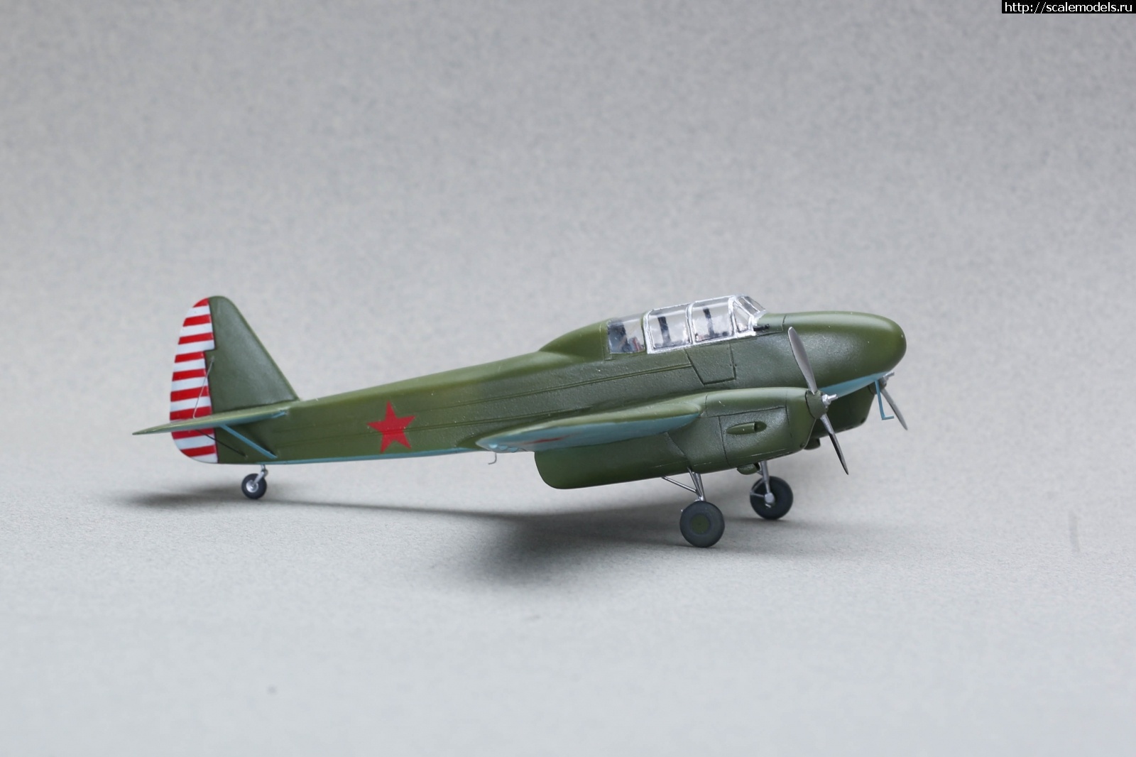 1702411572_235B0017.jpg : #1810059/ -3 Croco models 1/72 !  
