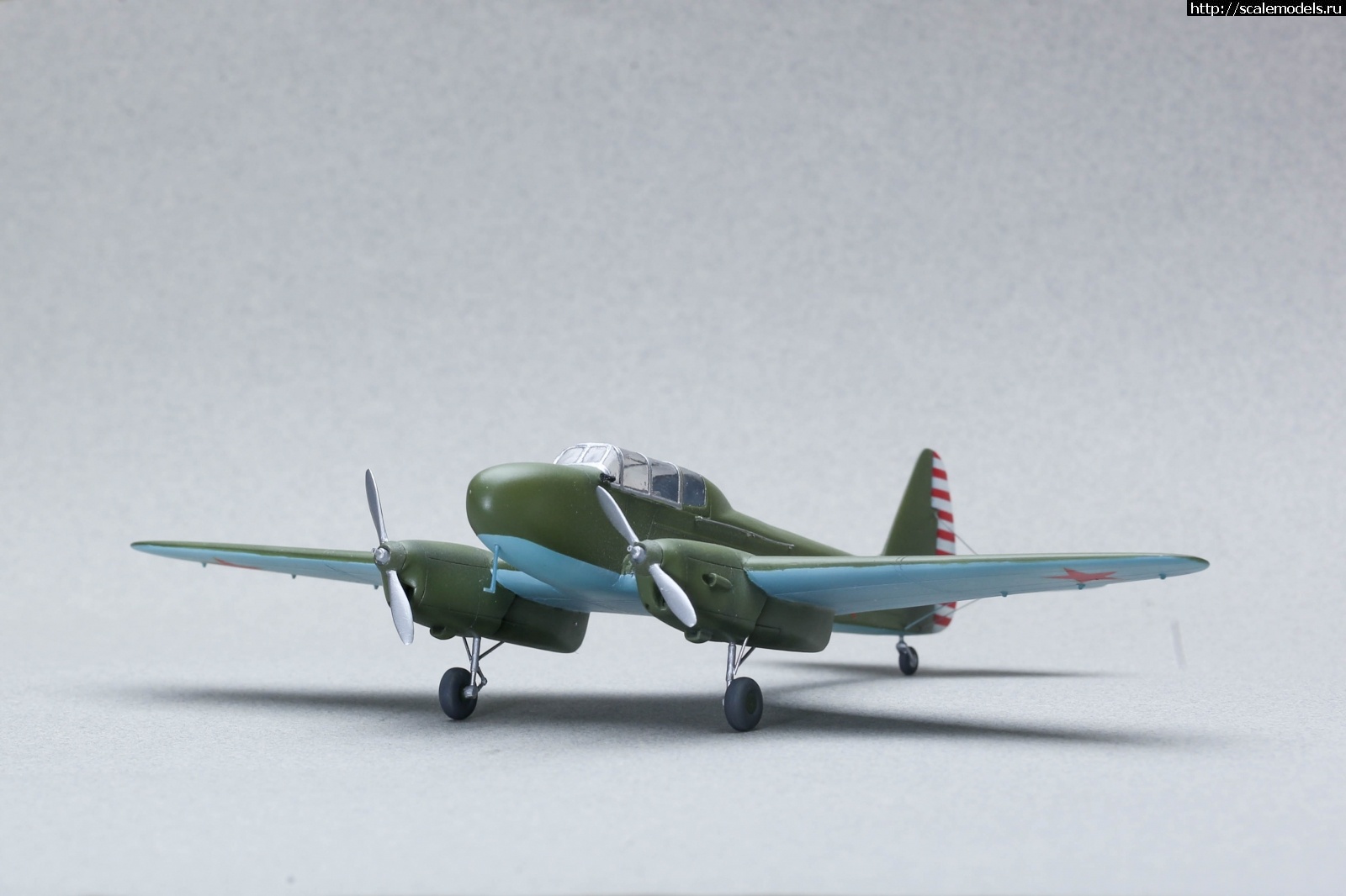 1702411581_235B0026.jpg : #1810059/ -3 Croco models 1/72 !  