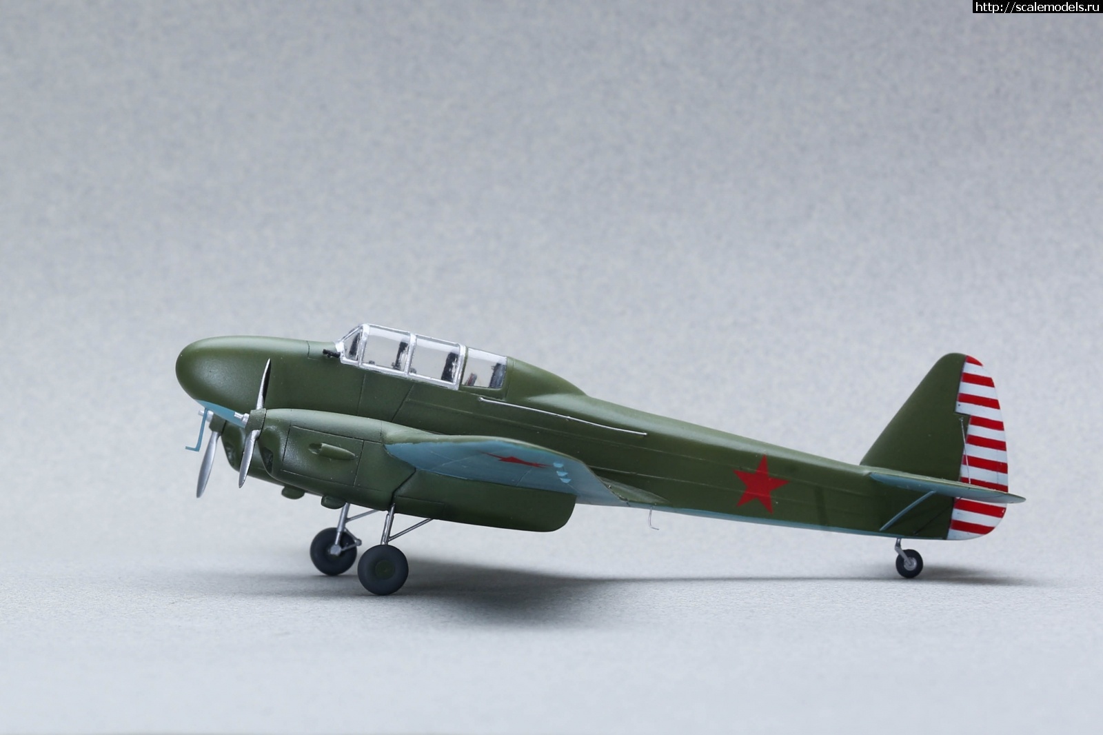 1702411584_235B0030.jpg : #1810059/ -3 Croco models 1/72 !  