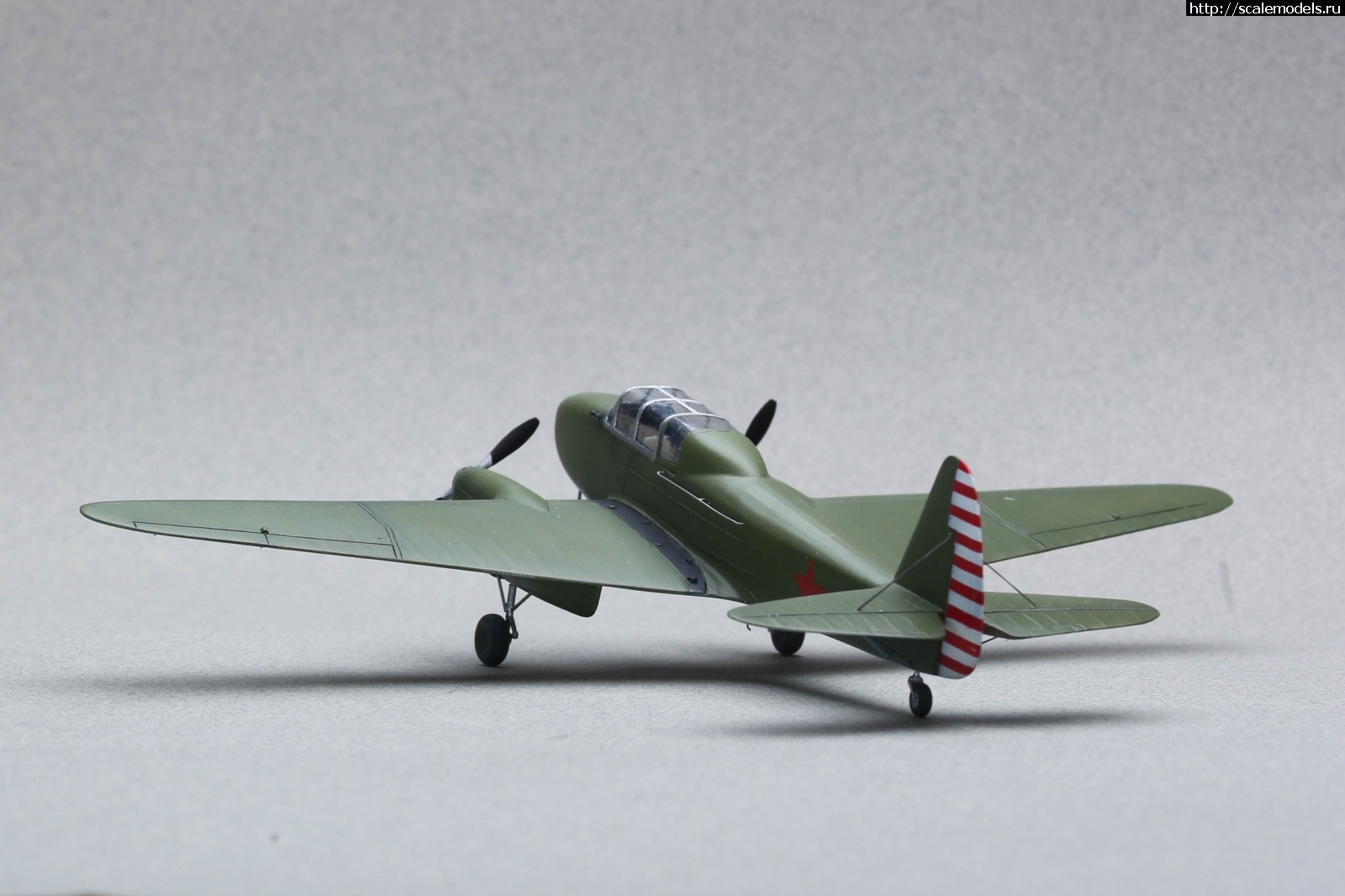 1702411590_235B0034.jpg : #1810059/ -3 Croco models 1/72 !  