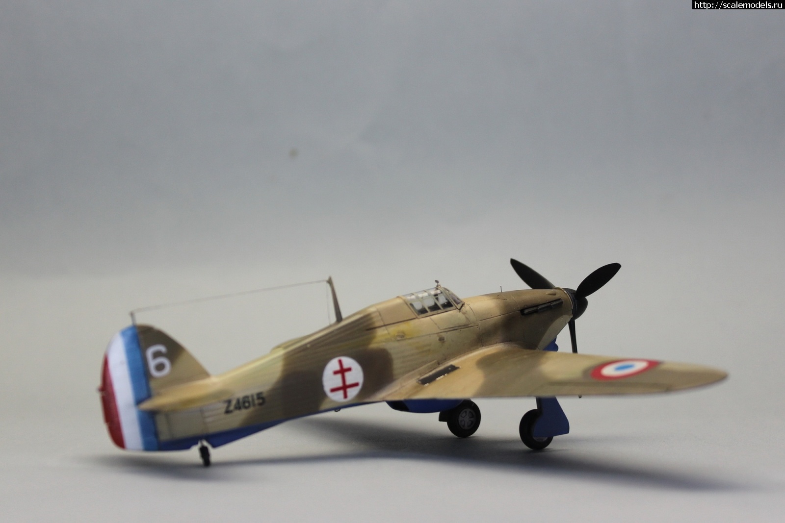 1704702922_IMG_7373.JPG : #1813374/ Hurricane Mk.I Trop Revell !  