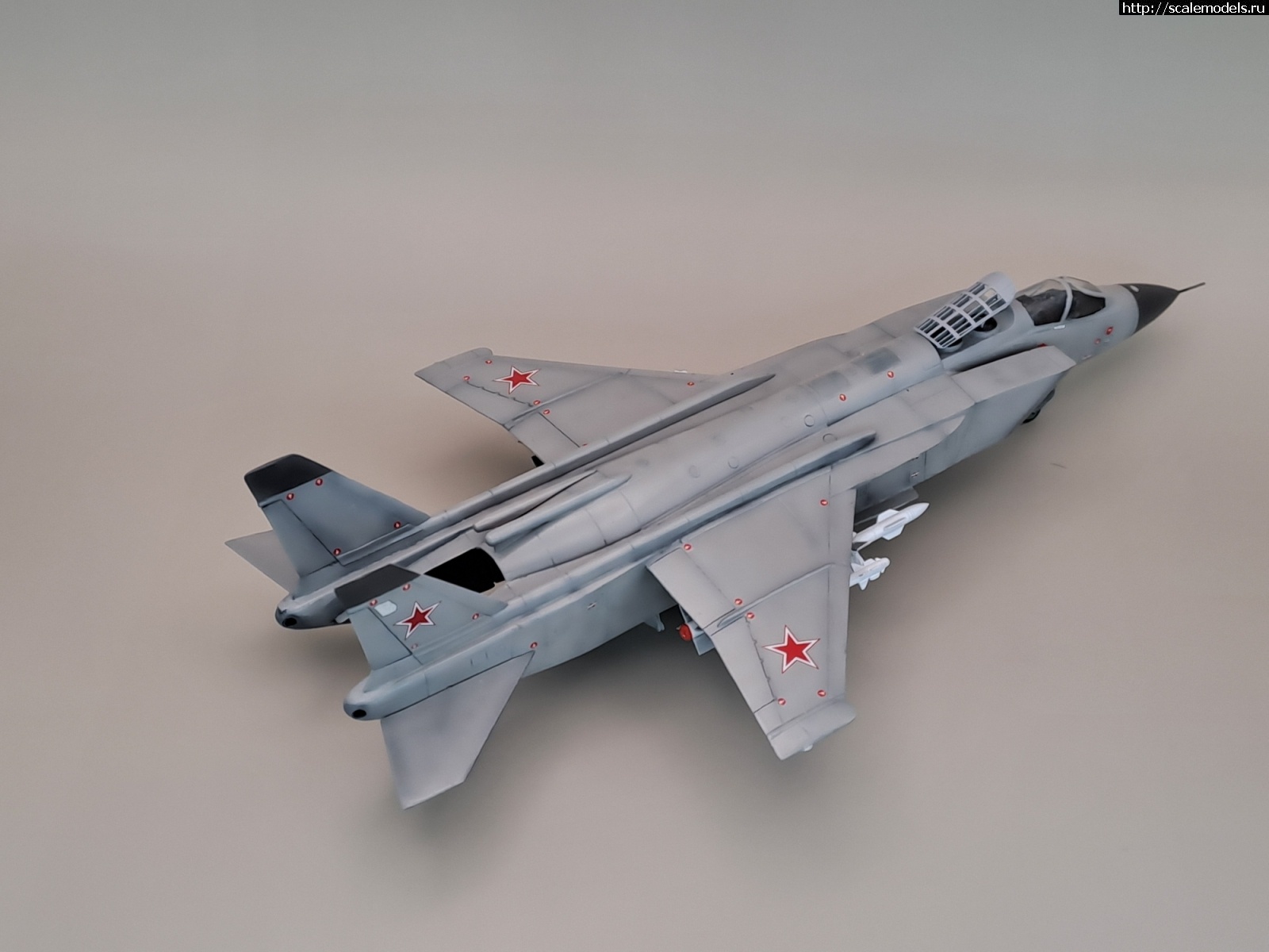 1708514351_20240221_150258.jpg : #1820437/ -141 Art model 1/72   