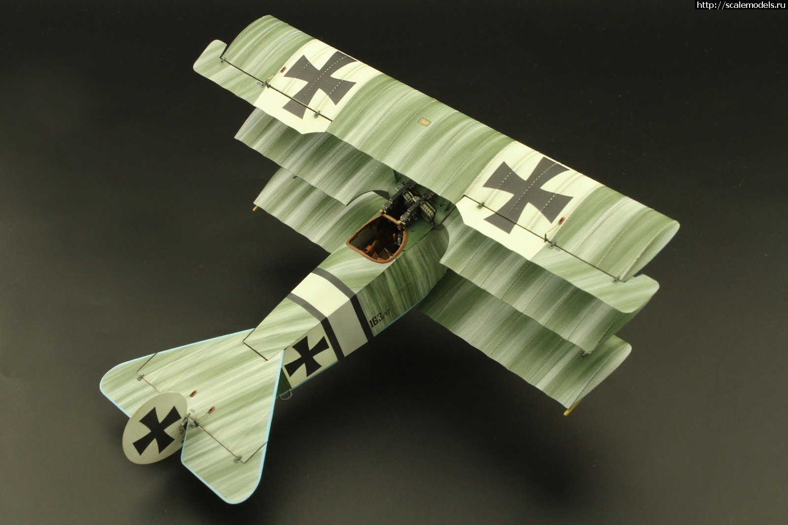 1712698606_1688736778_Pulin_Andrey_FokkerDR1_5.jpg : ����������� ������ �����-5 � �������� 1/32 ������� ����