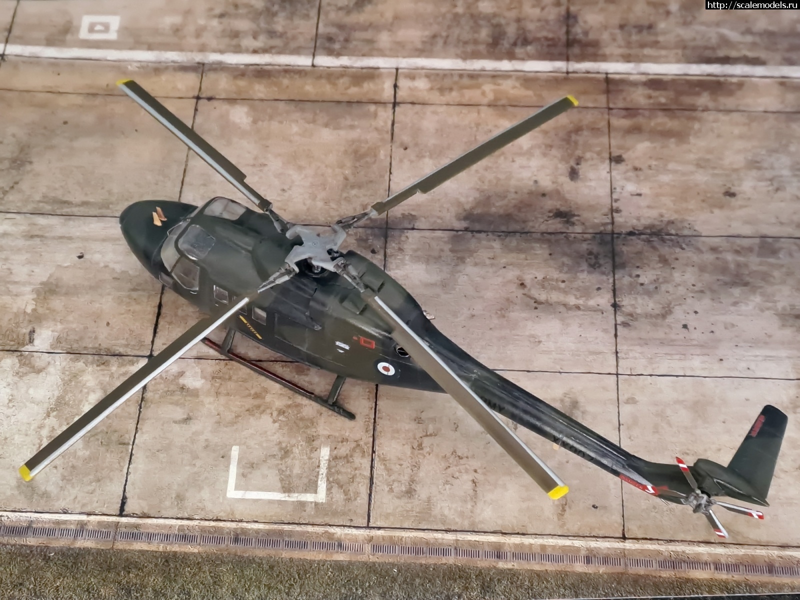 1725815811_20240908_192034.jpg : #1846332/ NOVO/ Westland-Aerospatiale WG.13 Lynx 1/72  !  