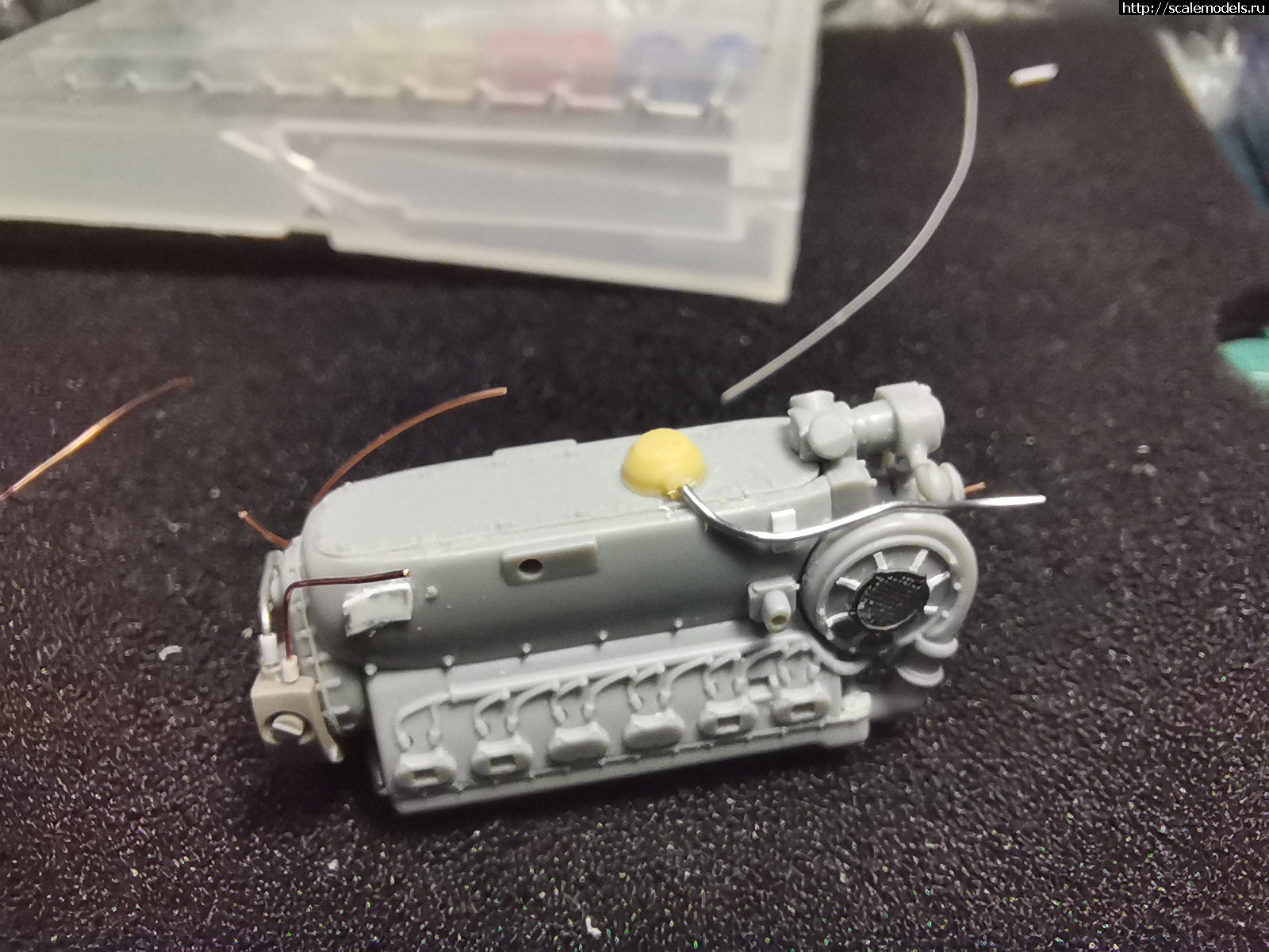 1739655996_IMG_20250215_145945.jpg : #1868044/ 1:48 Cyber-Hobby Bf 110E-2/trop SKG 210  