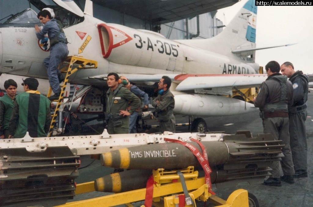 1740464151_3-A-305-b.jpg : #1869422/ 1/72 -4Q Skyhawk Airfix  