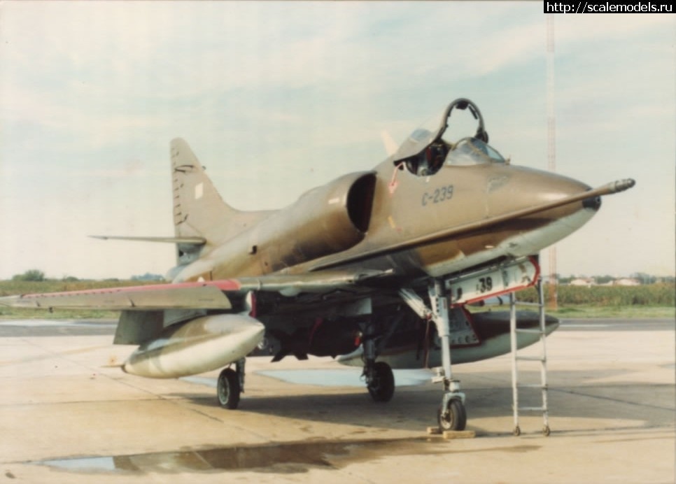 1740464152_17191645.jpg : #1869422/ 1/72 -4Q Skyhawk Airfix  