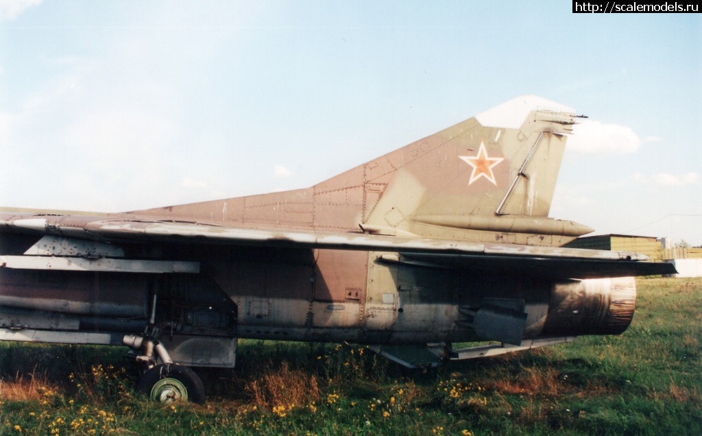 1742494105_MiG-23S-_274.jpg :   