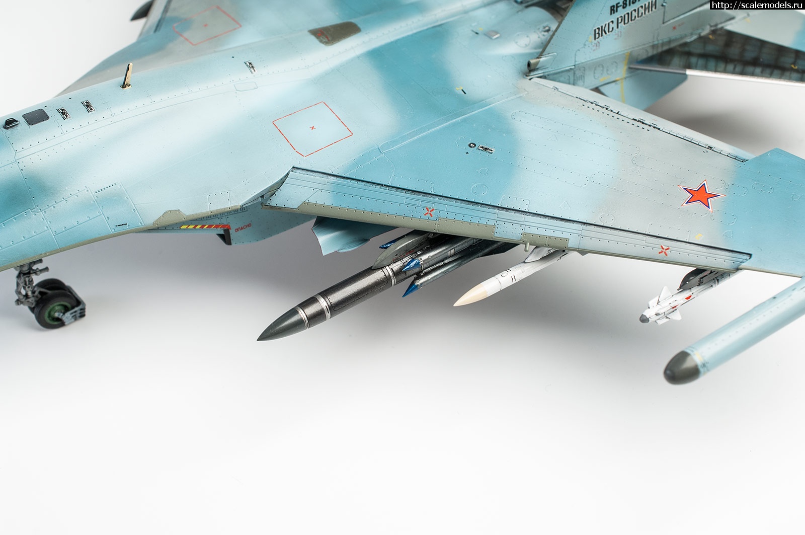 1743759808_DSC_8148.jpg : #1874187/ -35 GWH 1/72     