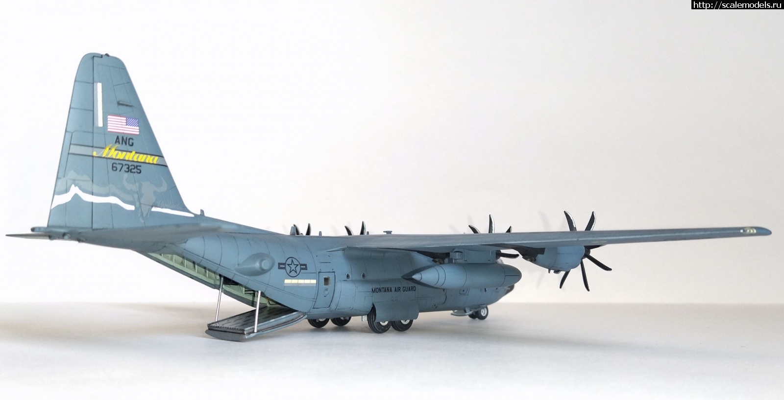 1746531450_3-130.jpg : #1878285/ C-130H Hercules G.W.H 1/144  