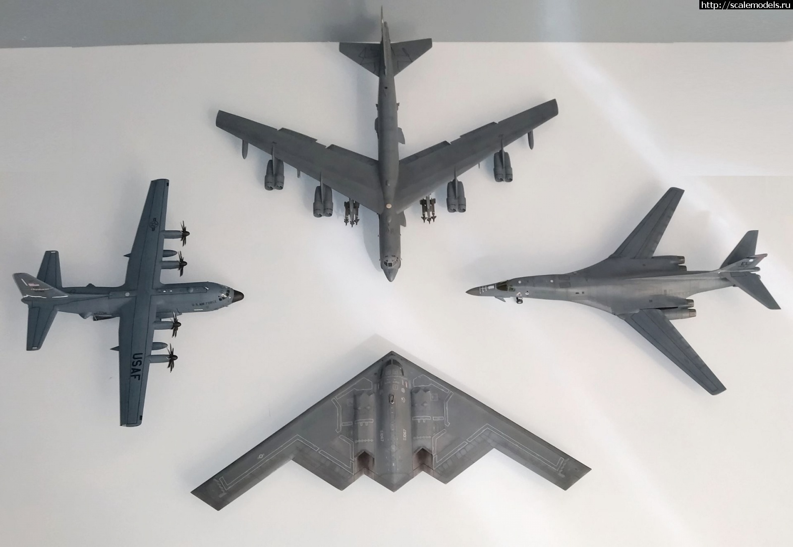 1746543988_IMG_20250506_160136.jpg : #1878407/ C-130H Hercules G.W.H 1/144  