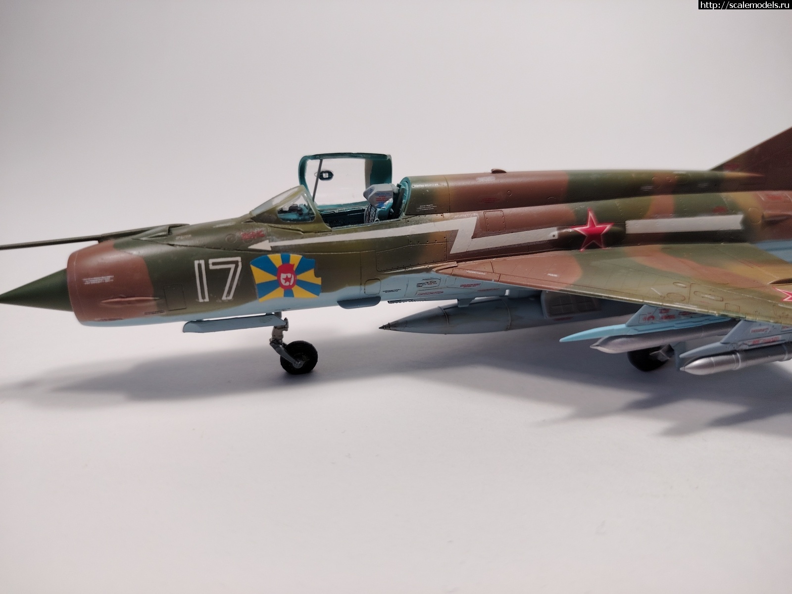 1747426837_1746002982_IMG_20250430_145852.jpg :  Group Build:  -9 -21   72  