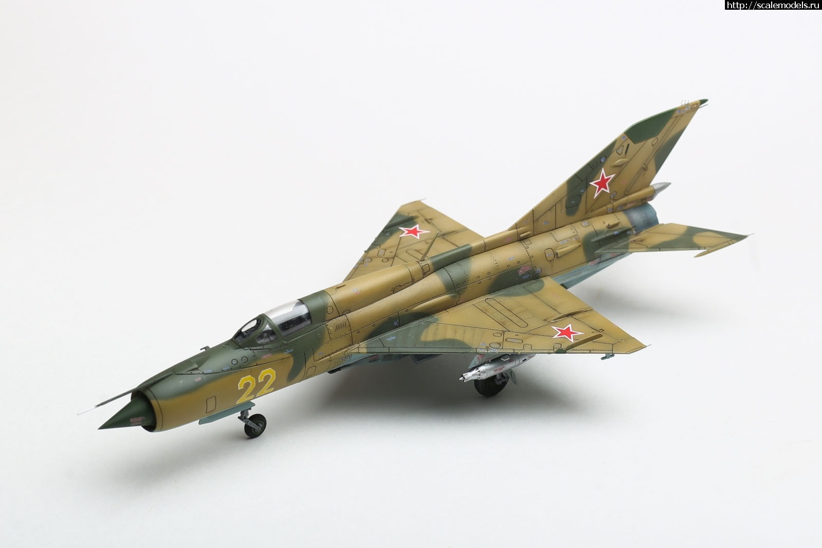 1747427120_001.jpg :  Group Build:  -9 -21   72  