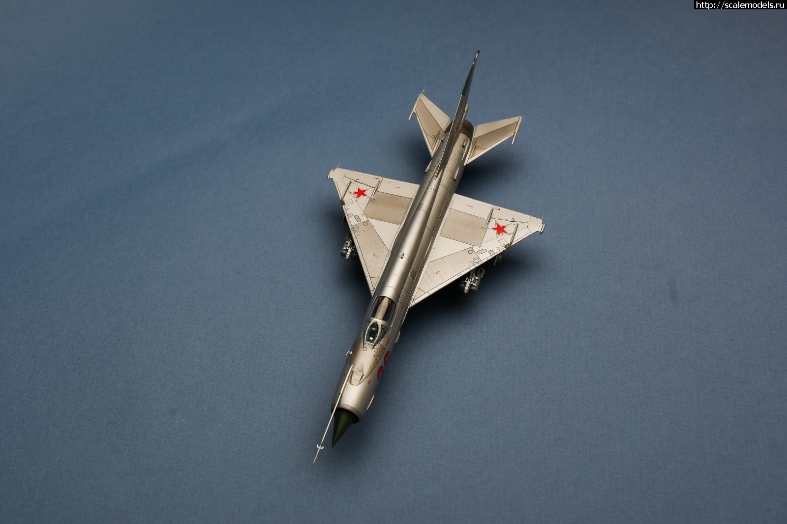 1747427495_235B5944.jpg :  Group Build:  -9 -21   72  