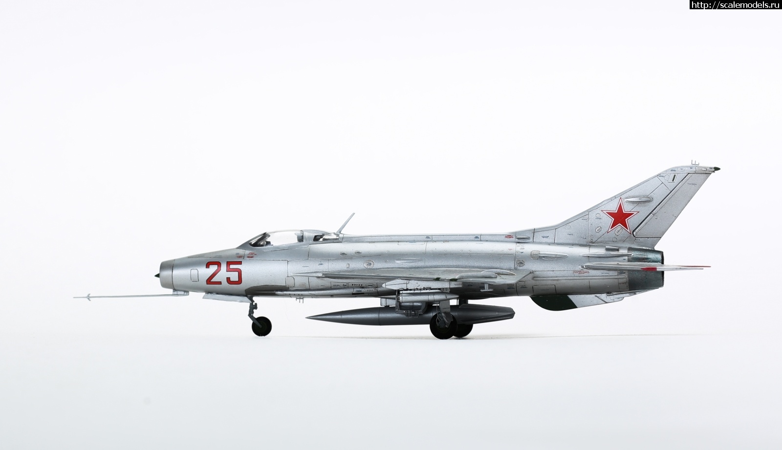 1747427647_001.jpg :  Group Build:  -9 -21   72  