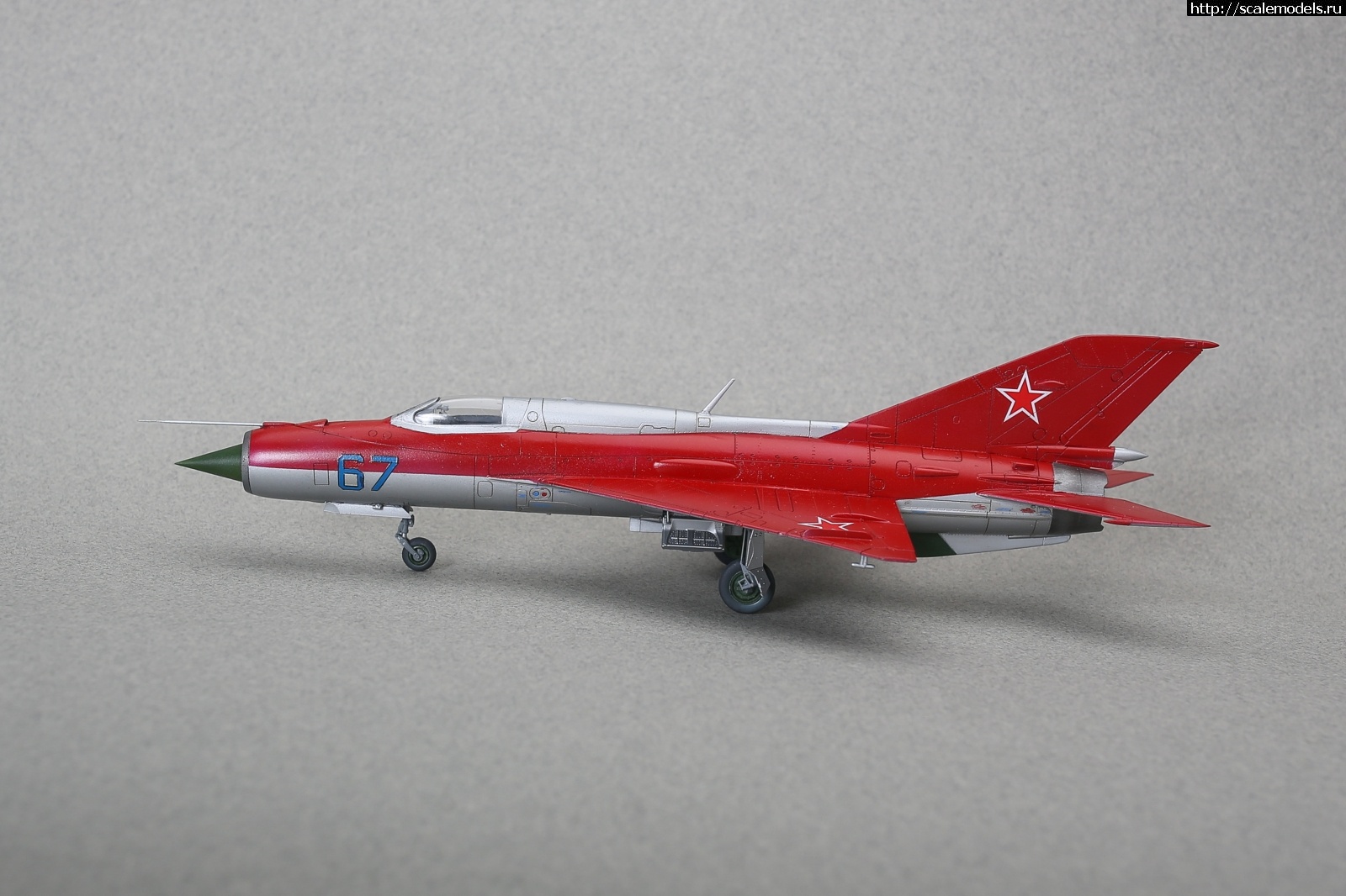 1747427952_235B9883.jpg :  Group Build:  -9 -21   72  