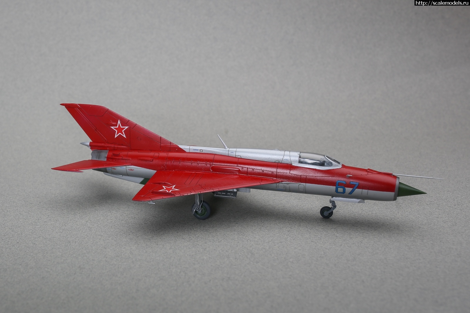 1747427967_235B9891.jpg :  Group Build:  -9 -21   72  