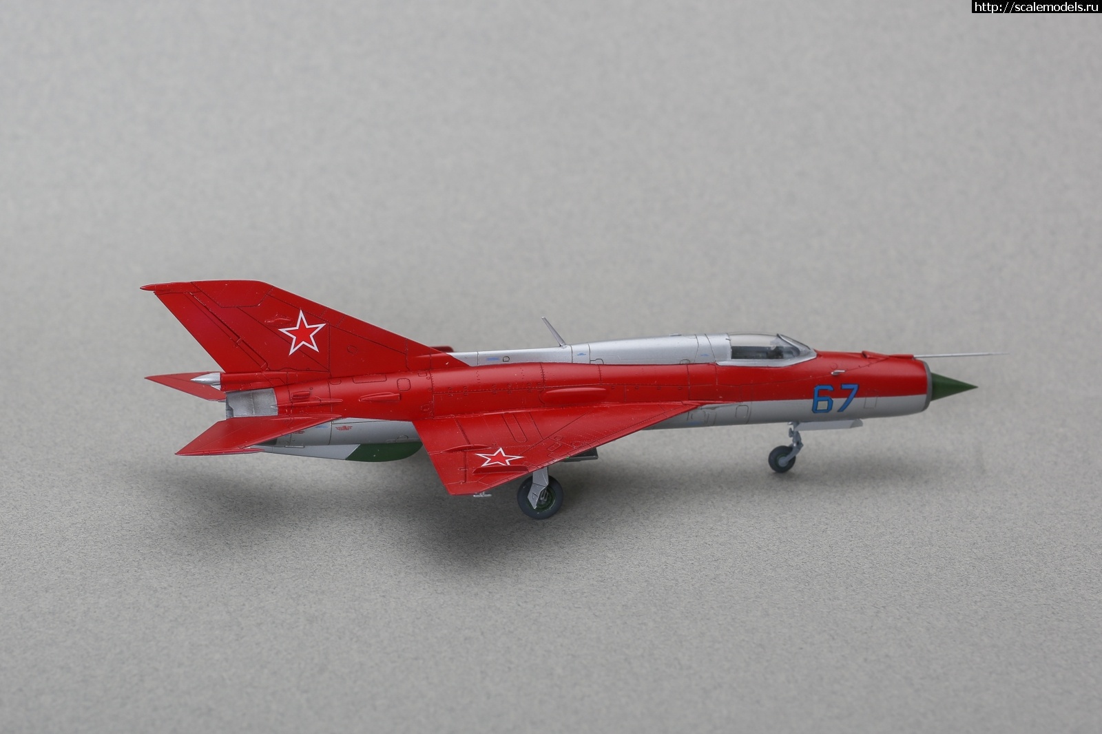 1747427999_235B9918.jpg :  Group Build:  -9 -21   72  