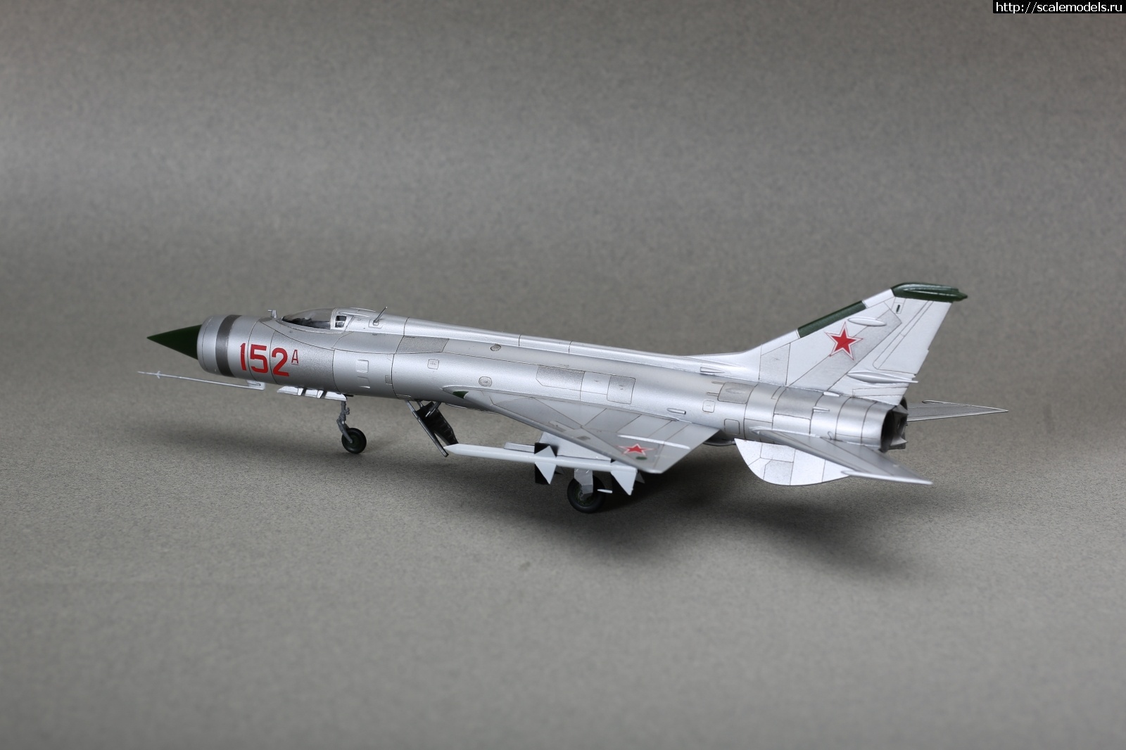 1747428925_235B3419.jpg :  Group Build:  -9 1-    72  