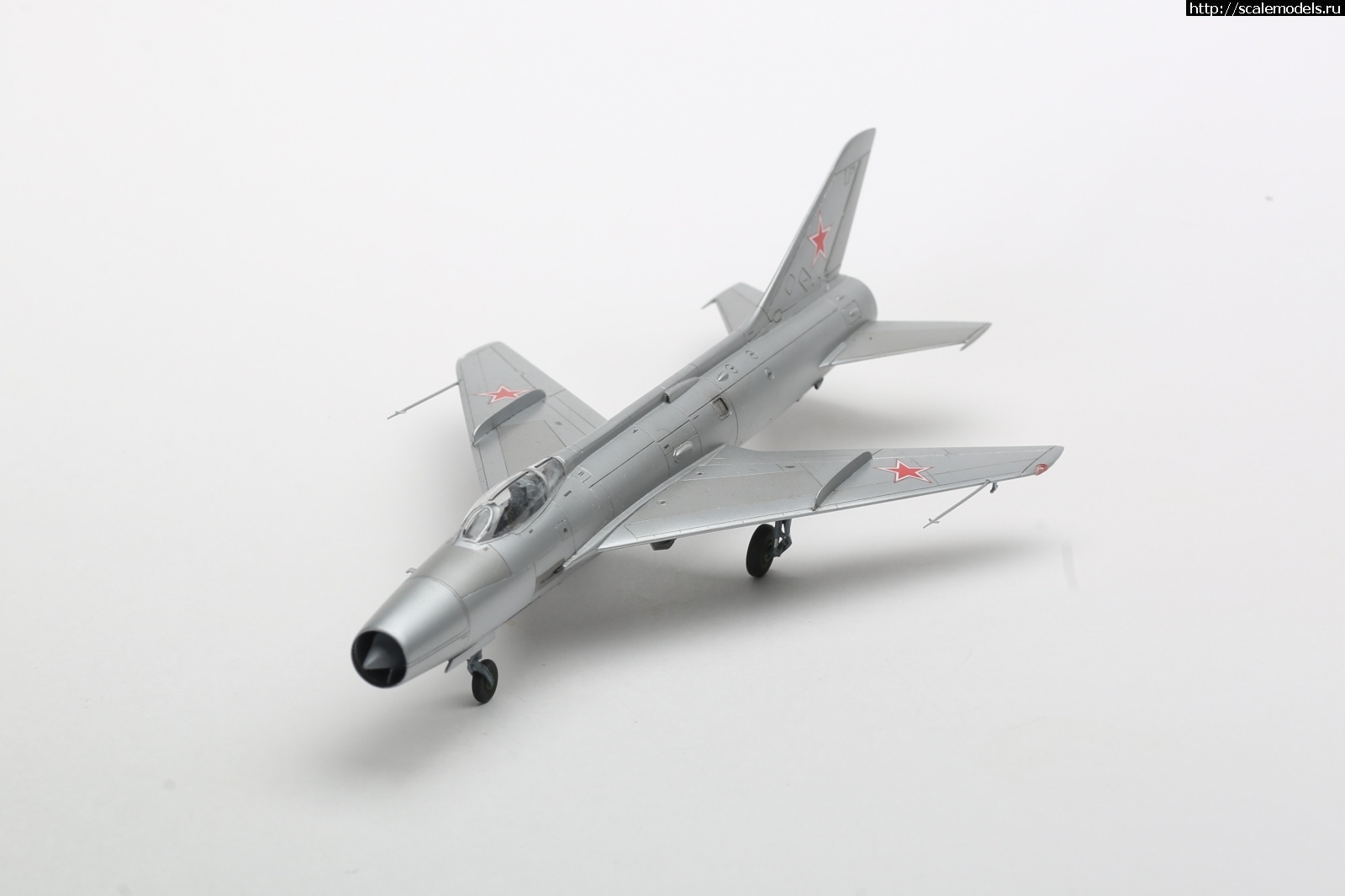 1747429234_002.jpg :  Group Build:  -9 1-    72  