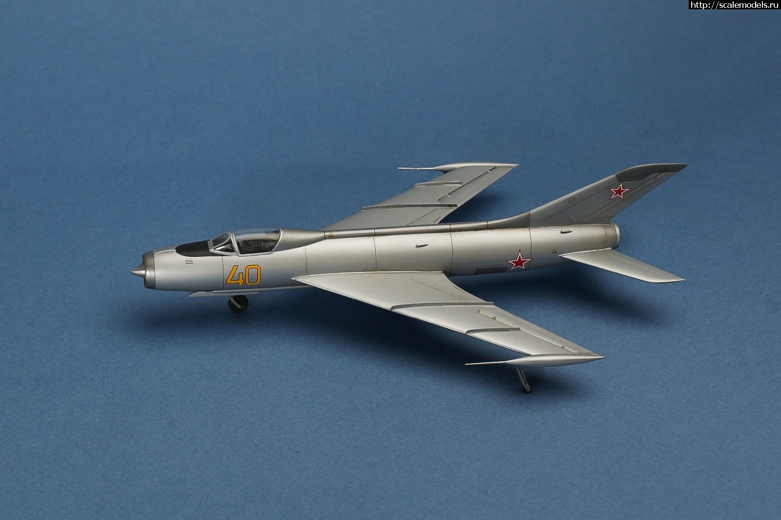 1747429903_235B5927.jpg :  Group Build:  -9 1-    72  