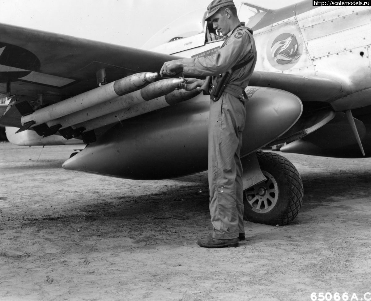 1749587919_342-FH-3A-42217-65066AC_78th_fs_101.jpg : #1882340/ P-51B Mustang 1/48 Eduard  